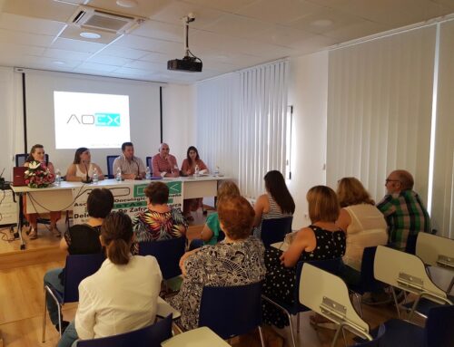 FUENTE DEL MAESTRE – Presentada la Delegación de Zafra y Comarca de la Asociación Oncológica Extremeña.