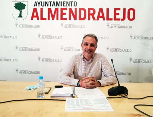 ALMENDRALEJO – Juan Arias anuncia que se instalarán 18 puntos de luz peatonal en diferentes zonas